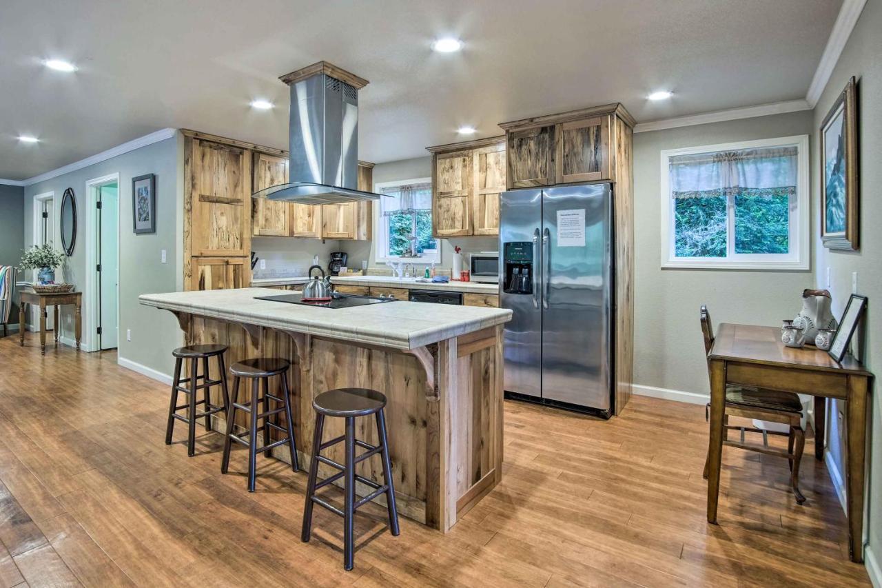 Coos Bay Retreat Less Than 2 Mi To Marina And Casino! ภายนอก รูปภาพ